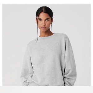 Alo Accolade grey sweatshirt size small like new
